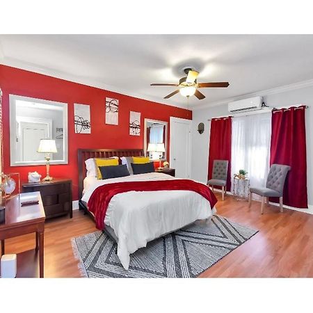 Cozy Downtown Studio By Toyota Center Houston Bagian luar foto