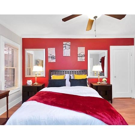 Cozy Downtown Studio By Toyota Center Houston Bagian luar foto