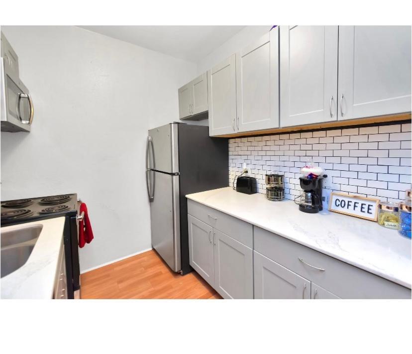Cozy Downtown Studio By Toyota Center Houston Bagian luar foto