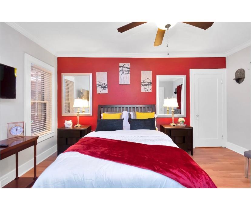 Cozy Downtown Studio By Toyota Center Houston Bagian luar foto